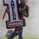 Márquez, el campeón del mundo más joven de la historia. Lorenzo cumplió y ganó la carrera