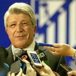 ESCÁNDALO EN LA LIGA BBVA: » Enrique Cerezo habla de un posible pacto Barça-Atleti para quitarle la liga al Madrid»