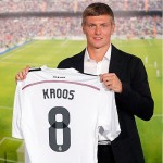 El Madrid presentó a Kroos en el palco de honor 