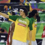 BRASIL AMENAZA A ESPAÑA CON TRES PÍVOTS NBA