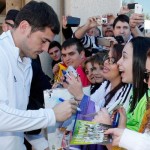 El Madrid llegó a Almeria donde 300 madridistas arroparon al equipo