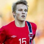 Odegaard debutó con Noruega y el jugador más joven en debutar en un partido de clasificación