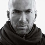 Zidane suena para sustituir a Benítez