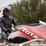 Carlos Sainz abandona el Dakar