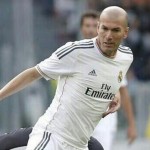 El Real Madrid pone, a la venta,  camisetas con el 5 y el nombre de Zidane