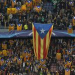 La lamentable afición del Barça: Pitan el himno y no llenan el Vicente Calderón