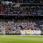 El Santiago Bernabéu guardó un minuto de silencio por los atentados de Barcelona