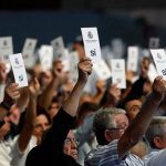 Los socios madridistas arropan, una vez, al presidente Florentino con un más del 96% de los votos en la Asamblea Ordinaria
