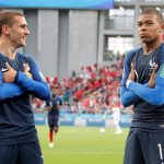La Francia del mínimo esfuerzo pero de los goles de Griezmann y Mbappé clasificada para Octavos de Final: Perú, cuarta selección eliminada en Rusia 2018.
