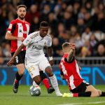 La crónica: Los palos evitan que el Real Madrid reine en el aburrimiento (0-0)