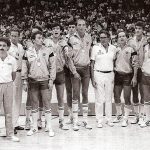 22ª MEDALLA (Los Ángeles 1984). PLATA en Baloncesto Masculino        LA PLATA QUE MARCÓ EL CAMINO
