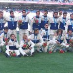 76ª MEDALLA (Sídney 2000). Plata en Fútbol Masculino  EL DEPORTE REY SUMA SU TERCERA MEDALLA OLÍMPICA
