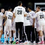 El equipo de baloncesto muestra su apoyo a Vinicius