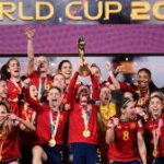 ¡Sí, sí, sí, la TRIPLE CORONA MUNDIAL ya está aquí!. El fútbol femenino español es CAMPEÓN MUNDIAL en sub 17 (2), sub 20 y absoluta.