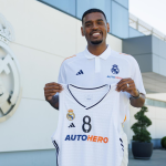 OFICIAL: Xavier Rathan- Mayes, nuevo jugador del Real Madrid