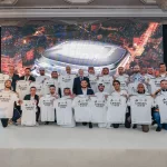 Florentino Pérez acude al encuentro con las peñas madridistas en Yeda