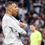 Mbappé y el reto de los 50 goles por temporada. Kylian suma 4 partidos consecutivos marcando.