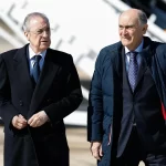 Florentino Pérez y Pirri viajaron con el equipo a Sevilla